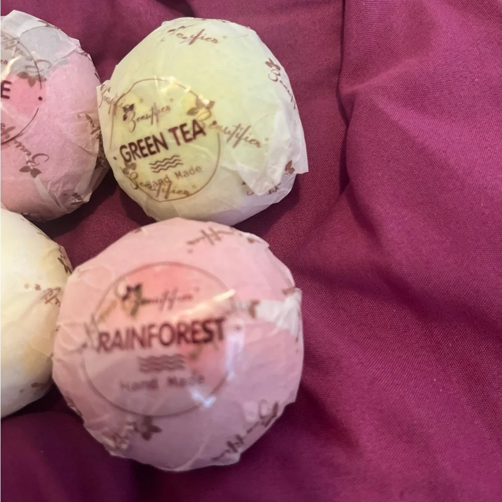 Blissful Bath Bomb bundle - Rose, Green Tea, Rainforest, Lemon - Picture 2 of 2